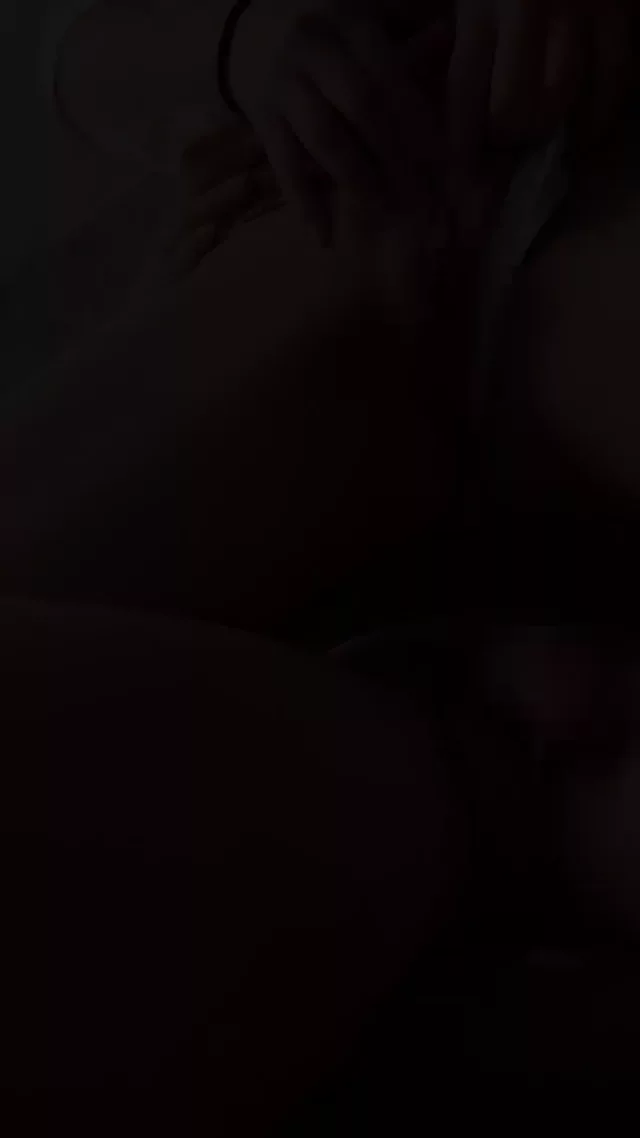 @alice_anananan スレンダー ハメ撮り 激シコ 裏アカ動画 残業中に呼び出してオナホにしてもらいました シーン3