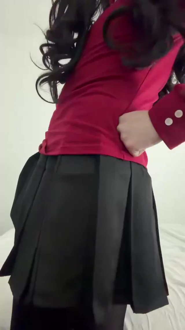 @adoredbeloved 巨乳 流出 完全素人 SNS流出動画 @adoredbeloved の投稿動画 シーン1