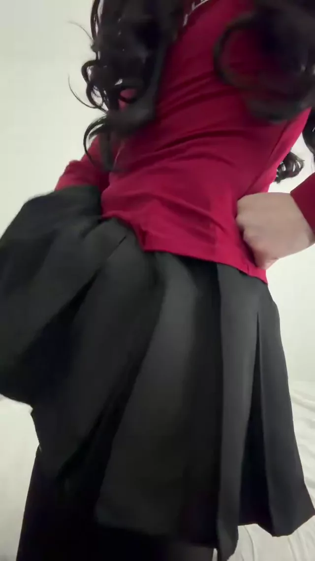 @adoredbeloved 巨乳 流出 完全素人 SNS流出動画 @adoredbeloved の投稿動画 シーン2