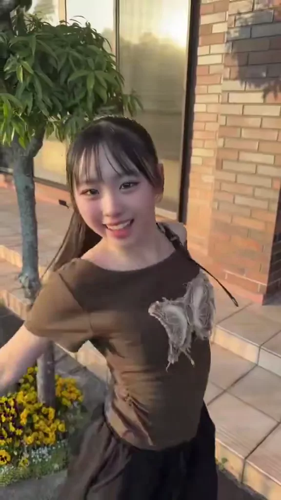 美人OL 流出 厳選 裏アカ動画 美人OL 流出 厳選 裏アカ動画 シーン1