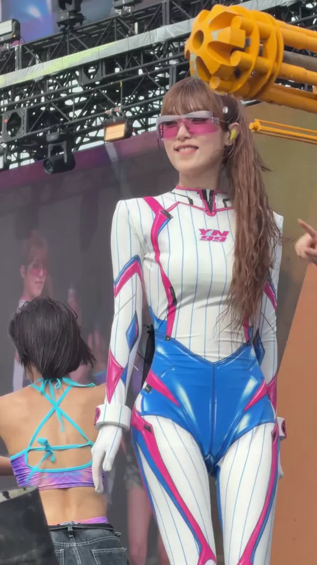 @yenapix 人妻 コスプレ リアル X動画 @yenapix の投稿動画 シーン6