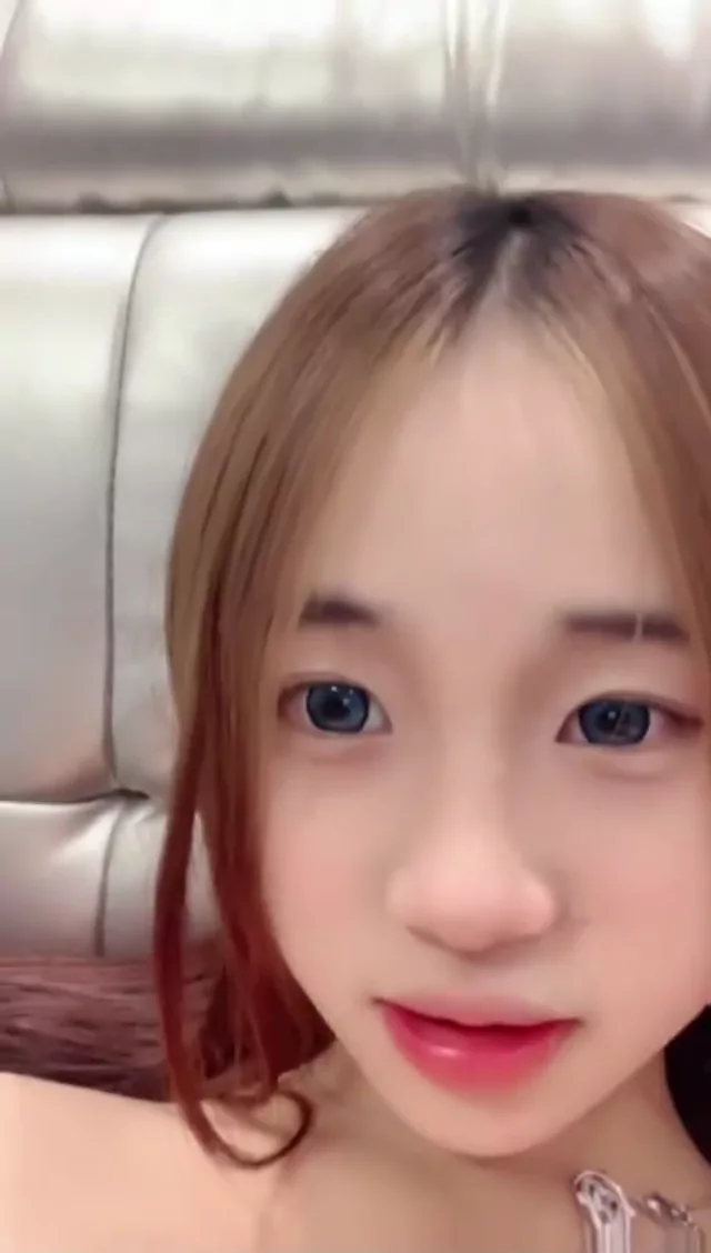 パイパン フェラ 神回 投稿エロ動画 パイパン フェラ 神回 投稿エロ動画 シーン8