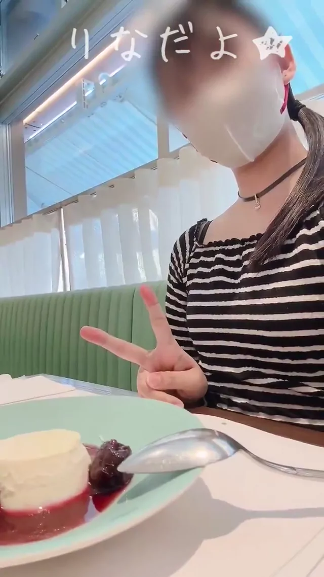 @rina_re2 清楚系 フェラ 完全素人 裏アカ動画 @rina_re2 の投稿動画 シーン10