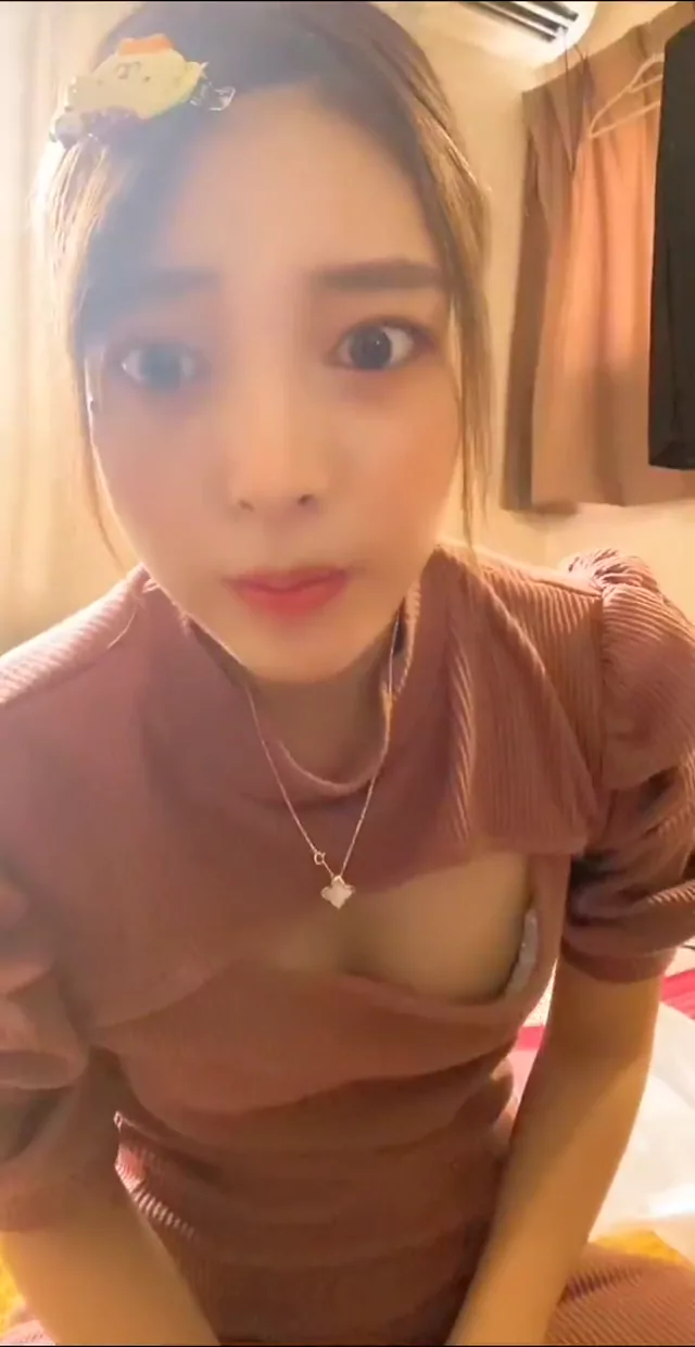 @love_love440 巨乳 個人撮影 激シコ Twitterエロ動画 @love_love440 の投稿動画 シーン2