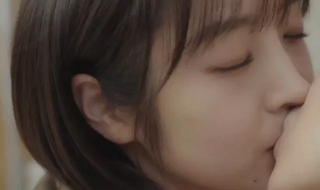 @lesbicbyul 美少女 コスプレ 最新 投稿エロ動画 @lesbicbyul の投稿動画 シーン9