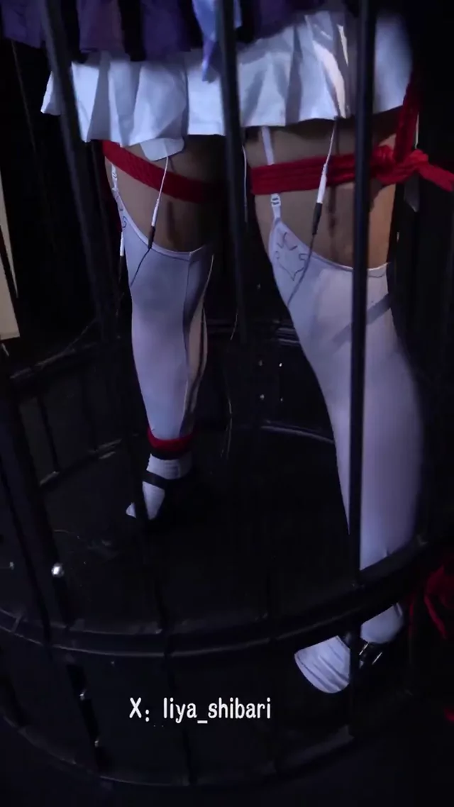 @liya_shibari 美人OL フェラ 過激 Twitterエロ動画 @liya_shibari の投稿動画 シーン4