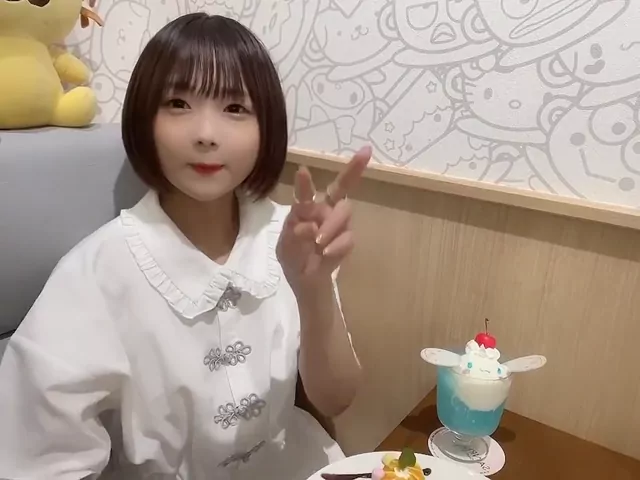 美人OL コスプレ 必見 SNS流出動画 美人OL コスプレ 必見 SNS流出動画 シーン9