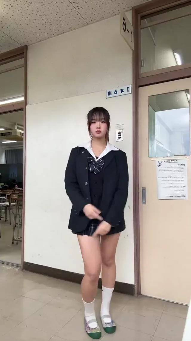 人妻 露出 厳選 SNS流出動画 人妻 露出 厳選 SNS流出動画 シーン9