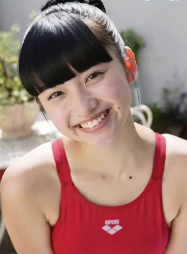 @swimsuits_go 素人 騎乗位 過激 SNS流出動画 @swimsuits_go の投稿動画 シーン9