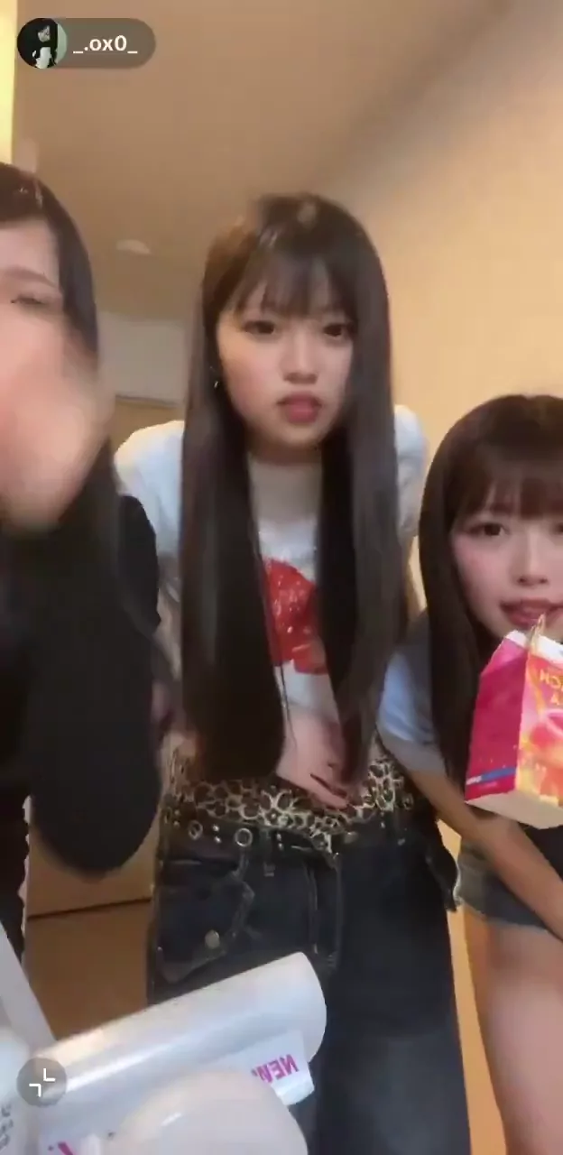 @shiori453 美少女 個人撮影 激シコ Twitterエロ動画 @shiori453 の投稿動画 シーン10