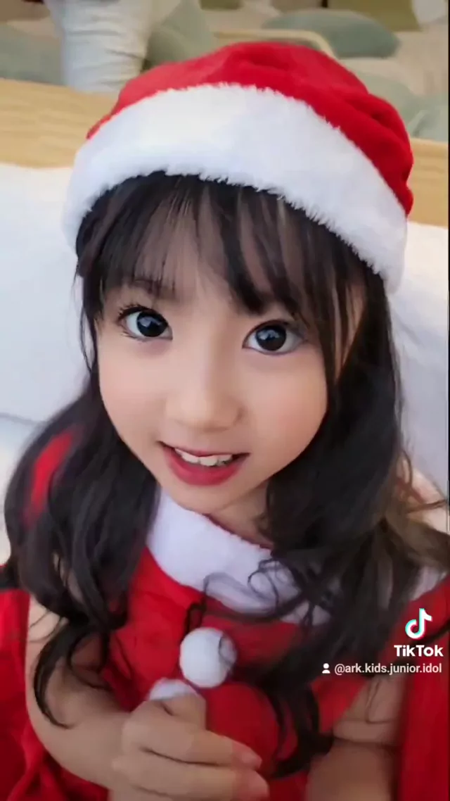 @Skysunny33R 人妻 騎乗位 必見 SNS流出動画 @Skysunny33R の投稿動画 シーン5