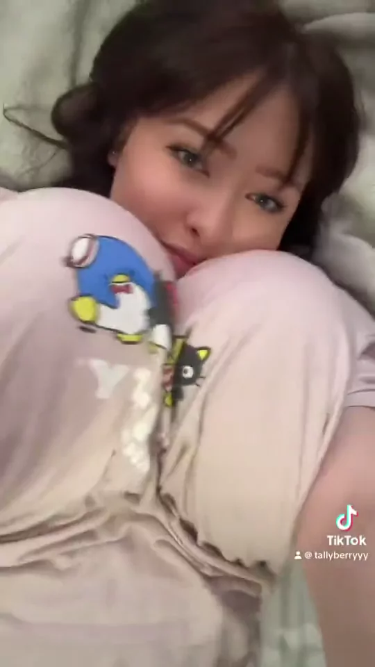 @tallyberryy 清楚系 騎乗位 最新 投稿エロ動画 @tallyberryy の投稿動画 シーン4