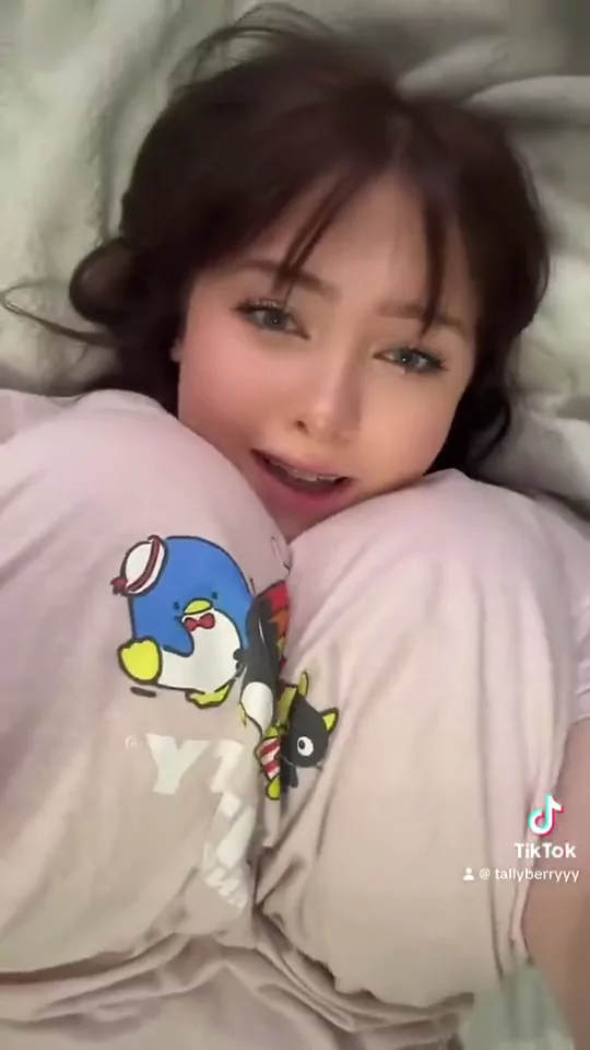 @tallyberryy 清楚系 騎乗位 最新 投稿エロ動画 @tallyberryy の投稿動画 シーン10