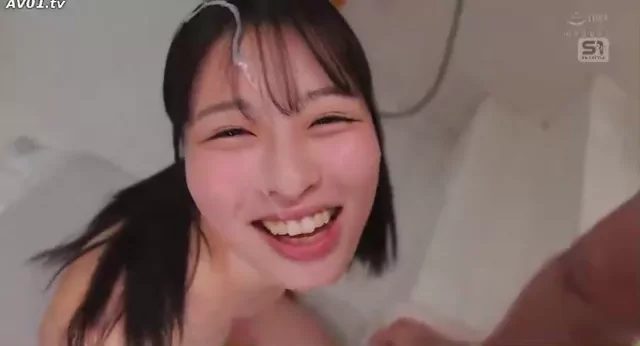 @karakuchi_kare 女子大生 露出 厳選 SNS流出動画 @karakuchi_kare の投稿動画 シーン10
