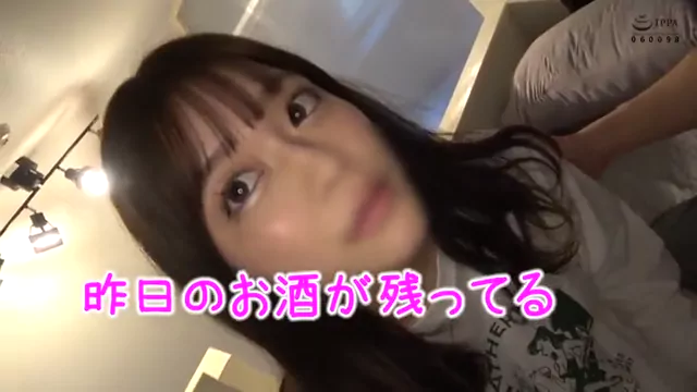@karakuchi_kare 女子大生 騎乗位 リアル X動画 @karakuchi_kare の投稿動画 シーン1