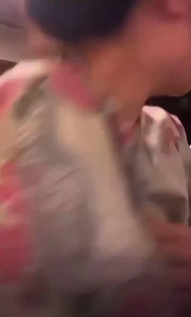 @yumekawa8_ 素人 中出し 完全素人 SNS流出動画 Netflixよりもこれを見逃せないわよ #TikTokライブ シーン5