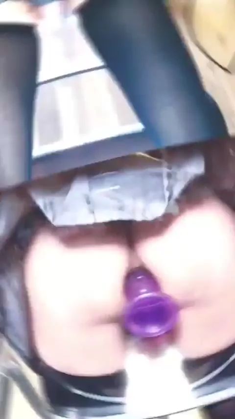 @91nantong 美少女 露出 最新 Twitterエロ動画 @91nantong の投稿動画 シーン3