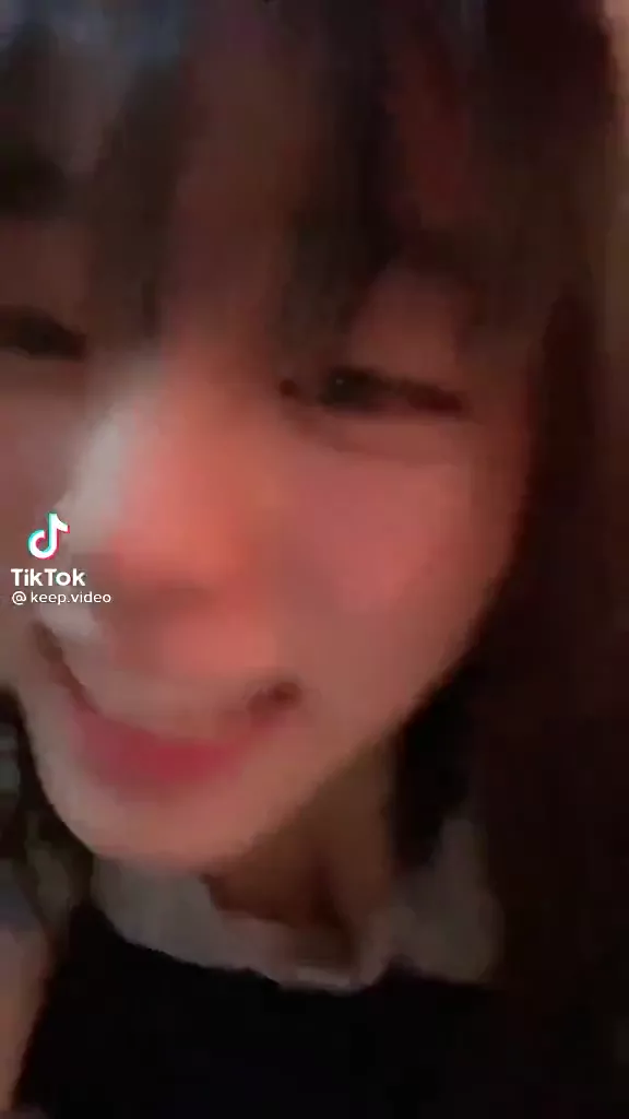 @danseiyo 美人OL 流出 神回 SNS流出動画 @danseiyo の投稿動画 シーン2