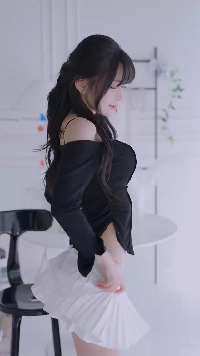 @dpix_corp 巨乳 個人撮影 話題 裏アカ動画 @dpix_corp の投稿動画 シーン1