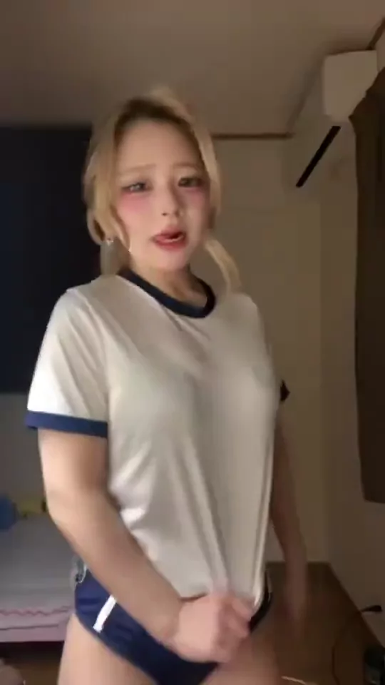 @satoru_beauty スレンダー フェラ 話題 Twitterエロ動画 @satoru_beauty の投稿動画 シーン1