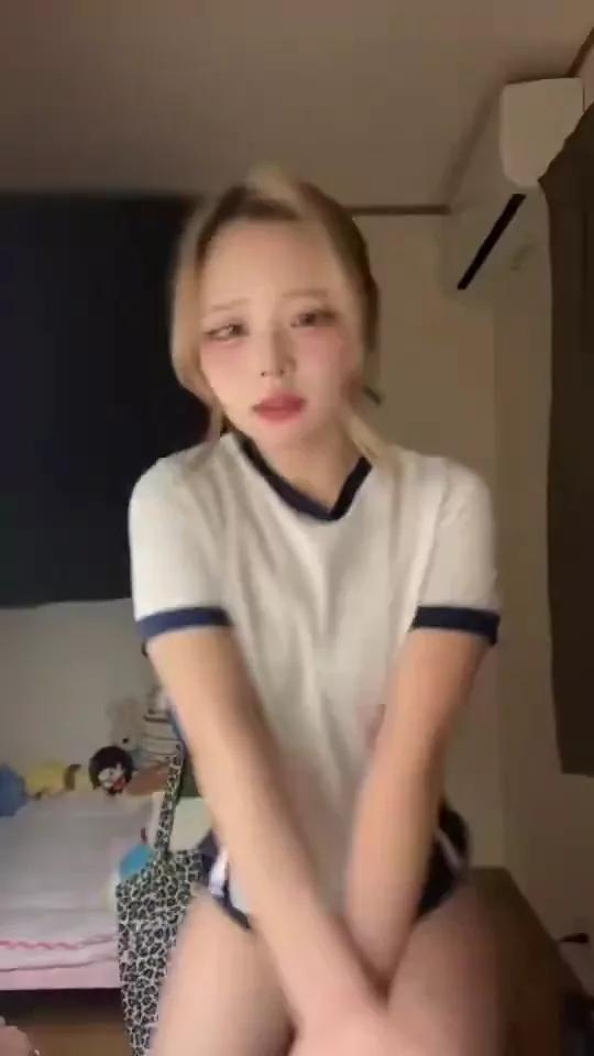 @satoru_beauty スレンダー フェラ 話題 Twitterエロ動画 @satoru_beauty の投稿動画 シーン6