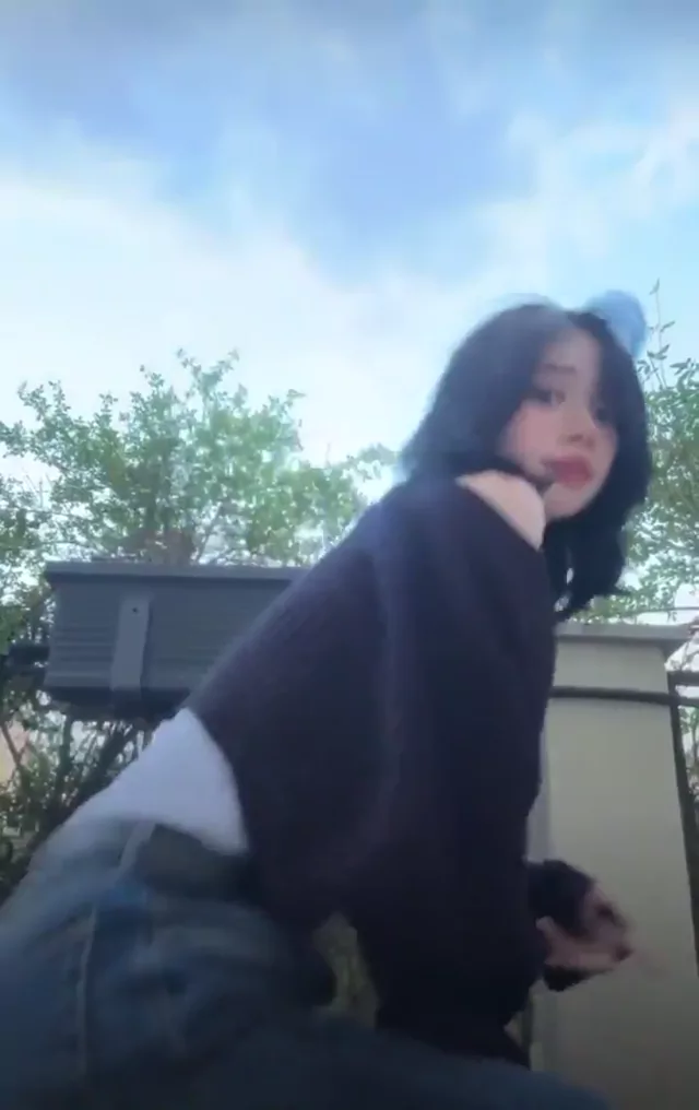 @kpopmeoww 清楚系 流出 高画質 Twitterエロ動画 @kpopmeoww の投稿動画 シーン1
