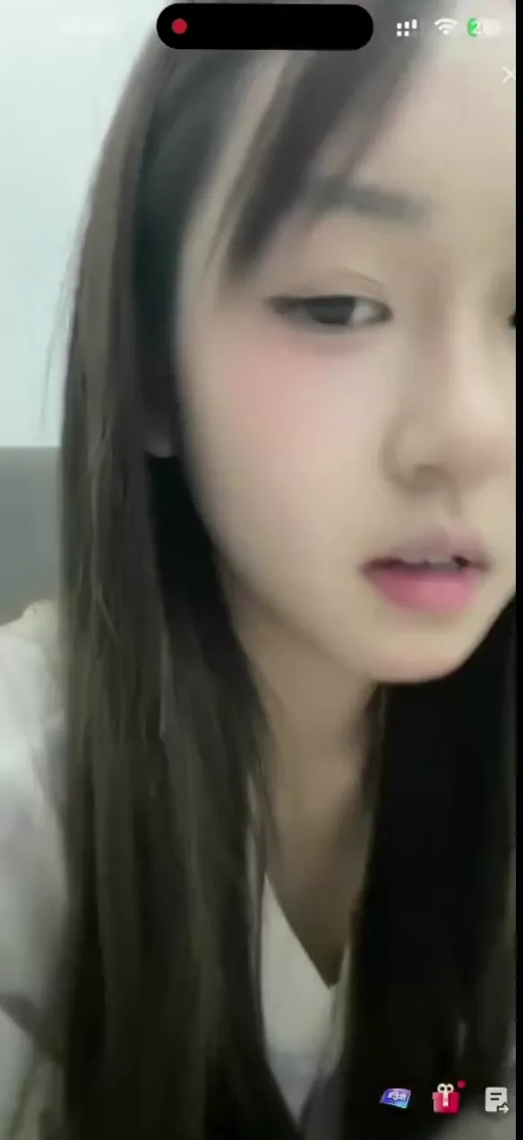 @caviteness 美少女 騎乗位 最新 SNS流出動画 @caviteness の投稿動画 シーン10