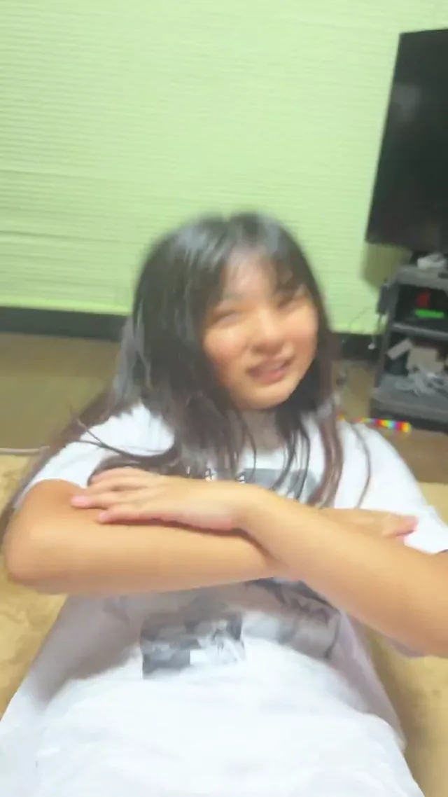 @harutan_tan_4 清楚系 露出 リアル X動画 @harutan_tan_4 の投稿動画 シーン8