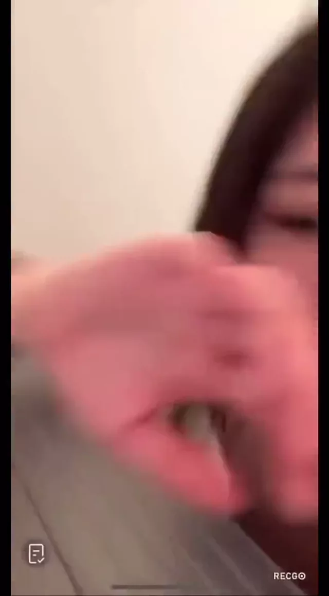 @liveotakara 美人OL 露出 高画質 Twitterエロ動画 @liveotakara の投稿動画 シーン5