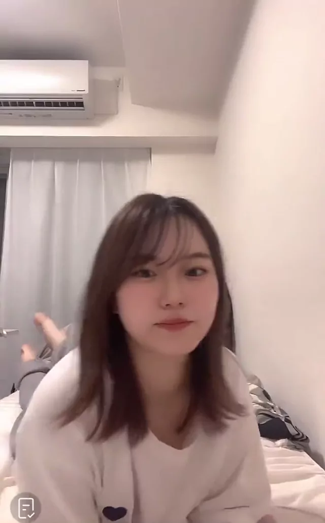 @liveotakara 巨乳 中出し 必見 X動画 ありがとうございます！ #tiktoklive シーン1