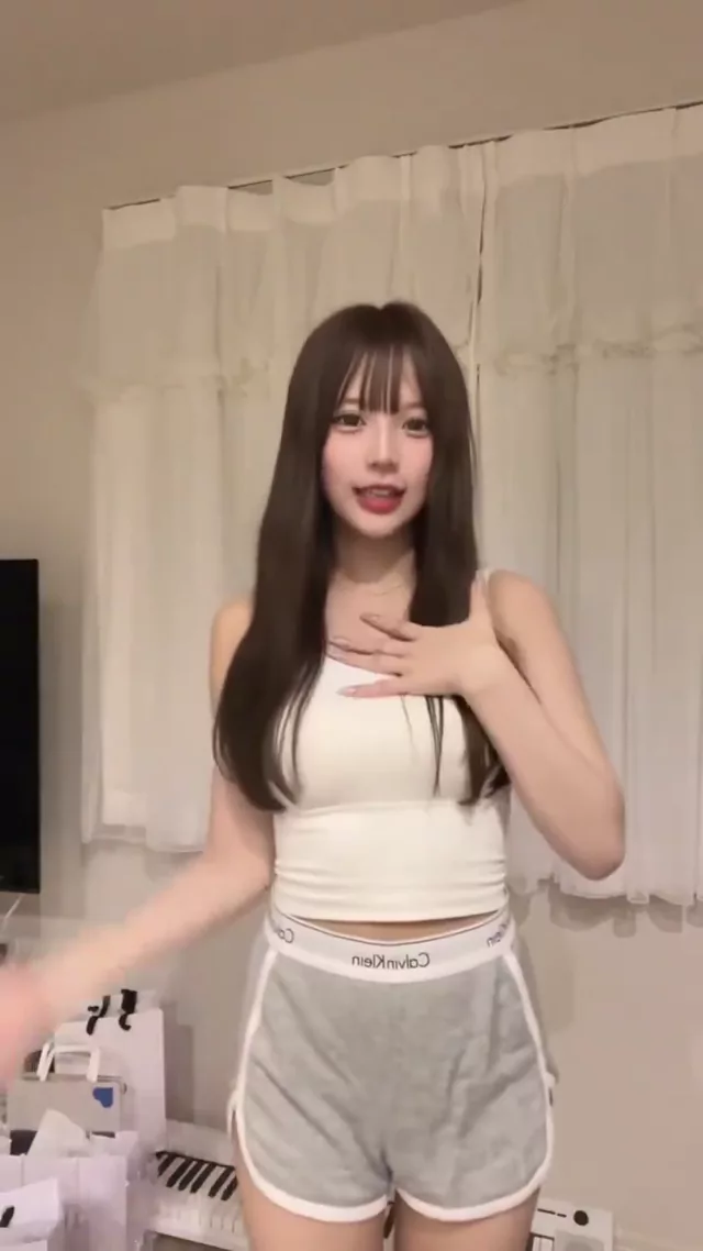 @pz4bxx 人妻 中出し 必見 SNS流出動画 @pz4bxx の投稿動画 シーン7