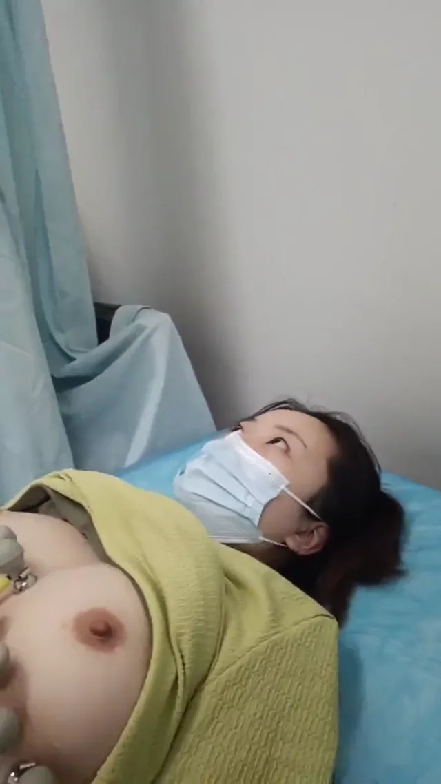 @r01_beauty ギャル オナニー 高画質 SNS流出動画 乳の周りに シーン5