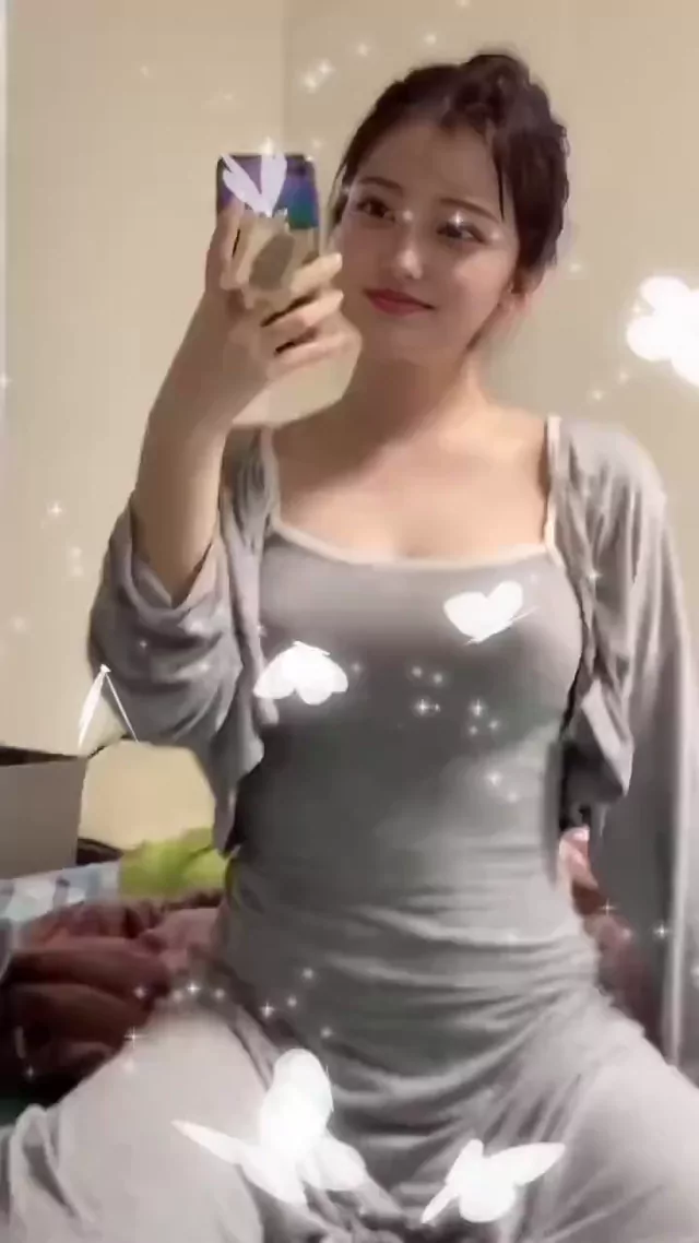 @enjoymylife0519 人妻 ハメ撮り 過激 SNS流出動画 @enjoymylife0519 の投稿動画 シーン8