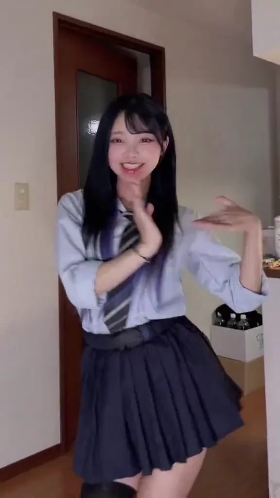 @tiktokerwzfo パイパン 騎乗位 完全素人 裏アカ動画 @tiktokerwzfo の投稿動画 シーン4