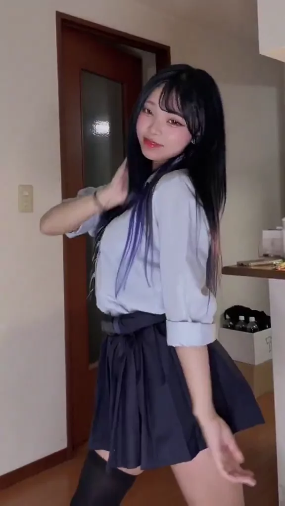 @tiktokerwzfo パイパン 騎乗位 完全素人 裏アカ動画 @tiktokerwzfo の投稿動画 シーン6