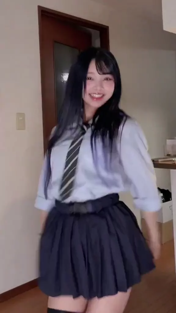 @tiktokerwzfo パイパン 騎乗位 完全素人 裏アカ動画 @tiktokerwzfo の投稿動画 シーン10