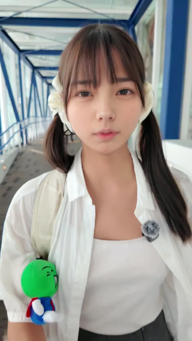@ohasuyaa ギャル フェラ 完全素人 Twitterエロ動画 飛行機乗るよ～ #徳島阿波おどり空港 シーン2