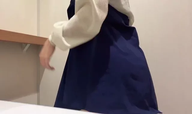 @kurolabelsuki パイパン フェラ 厳選 X動画 仕事中にむらむらしちゃって見てもらいたくなるの止めら シーン3