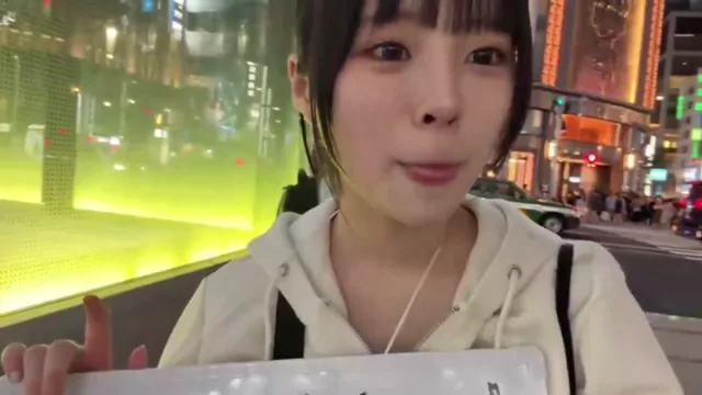 @edogawahmp2525 スレンダー 潮吹き 必見 SNS流出動画 @edogawahmp2525 の投稿動画 シーン4