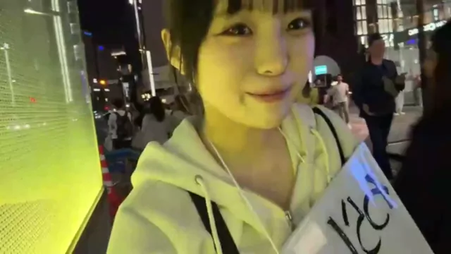@edogawahmp2525 スレンダー 潮吹き 必見 SNS流出動画 @edogawahmp2525 の投稿動画 シーン7