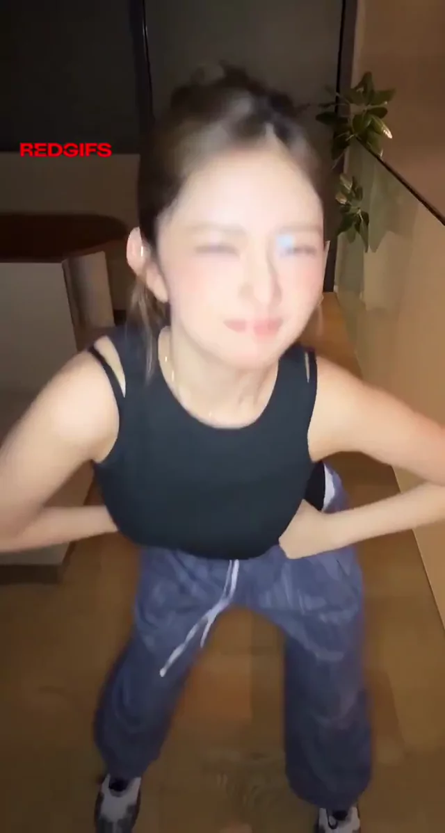 人妻 騎乗位 話題 投稿エロ動画 人妻 騎乗位 話題 投稿エロ動画 シーン3
