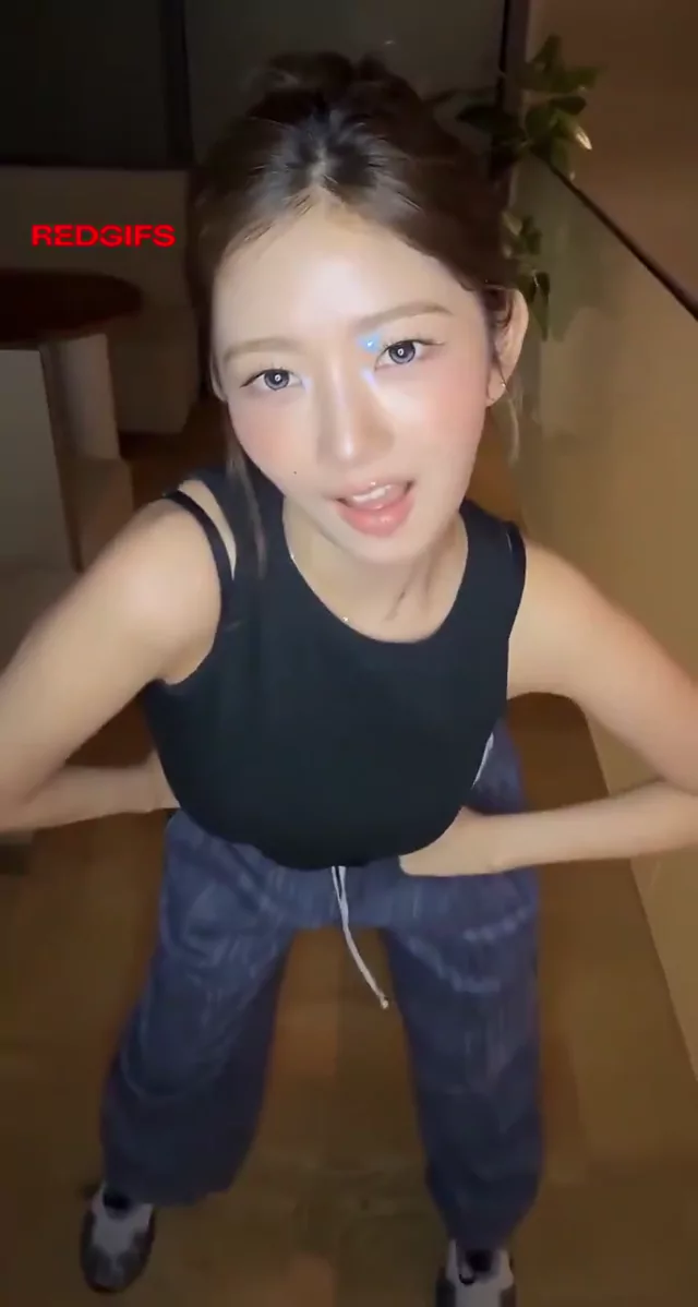 人妻 騎乗位 話題 投稿エロ動画 人妻 騎乗位 話題 投稿エロ動画 シーン8
