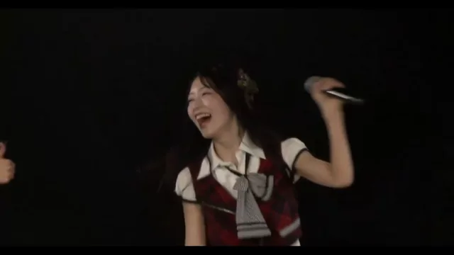 @k3pomitabi 美少女 個人撮影 高画質 SNS流出動画 @k3pomitabi の投稿動画 シーン4