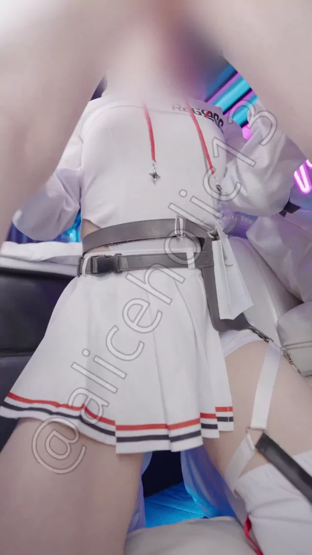 @aliceholic13 美人OL ハメ撮り リアル X動画 @aliceholic13 の投稿動画 シーン1