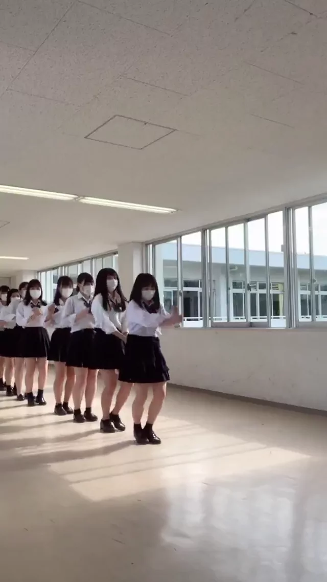 @yu2023s 巨乳 流出 過激 SNS流出動画 1番最後の子ツありがとう シーン1