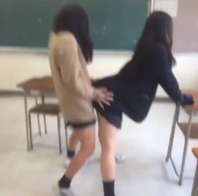 @mutu_girl ギャル コスプレ 厳選 X動画 @mutu_girl の投稿動画 シーン8
