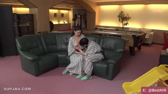 人妻 潮吹き 最新 Twitterエロ動画 人妻 潮吹き 最新 Twitterエロ動画 シーン4