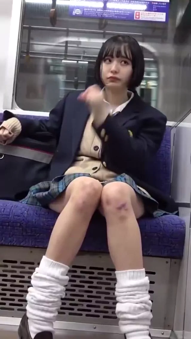@naughty_mom6 人妻 ハメ撮り 激シコ X動画 @naughty_mom6 の投稿動画 シーン2