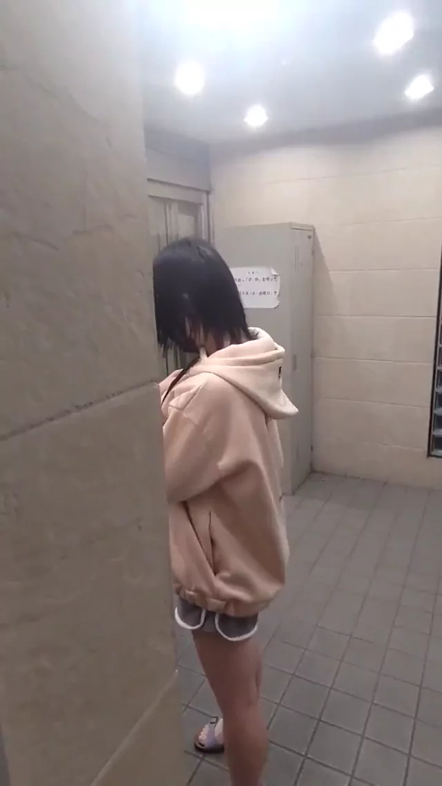 @neko24674981665 清楚系 露出 高画質 投稿エロ動画 @neko24674981665 の投稿動画 シーン7