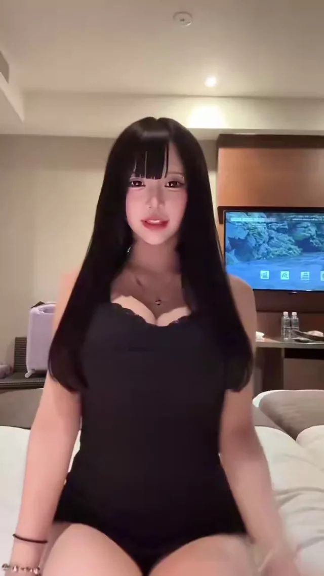 @ie9jr 美人OL オナニー 過激 Twitterエロ動画 @ie9jr の投稿動画 シーン1